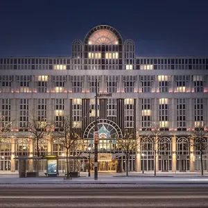 ***** Hotel Marriott Austria